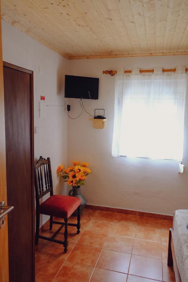 Casinha Da Eira Appartement Góis Buitenkant foto